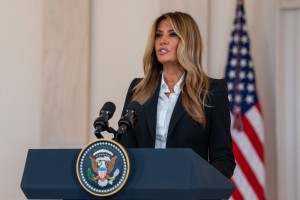 Šok: tajna komunikacija Melanie in Putina