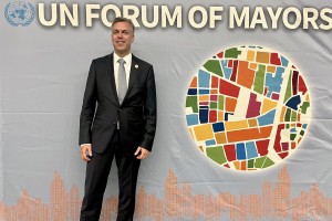 Novomeški župan sopredsedoval zasedanju Županskega foruma OZN v Ženevi