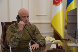Zelenski odvzel državljanstvo županu Odese, vzpostavil vojaško upravo