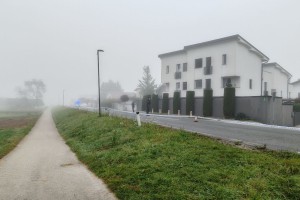 Pri Črnučah ponoči zabodena ženska (FOTO)