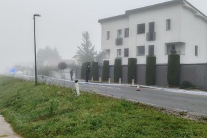 Pri Črnučah ponoči zabodena ženska (FOTO)