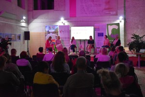 Moč v rožnatem – zgodbe poguma in podpore