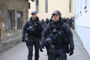 Golob: V jugovzhodno Slovenijo prihaja tudi posebna enota policije