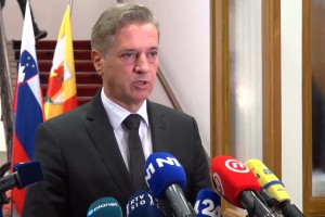 Vlada pripravlja več ukrepov za učinkovitejše zagotavljanje varnosti