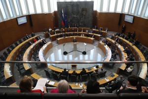 dz pirc musar sds dvorana drzavni zbor parlament.jpg