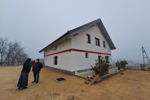 Večnamenski dom Arnovo selo bo nudil nadomestne prostore učencem OŠ Artiče