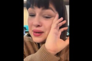 nika kovac solze.jpg