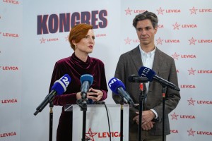 asta vrecko luka mesec.jpg