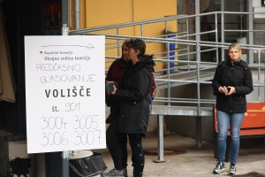 predcasno glasovanje referendum.jpg