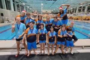 Plavalčki suvereni tudi na Mednarodnem festivalu v paraplavanju 2025