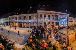 Drsališče v jedru Brežic odprto, praznični december se začenja