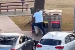 bondi beach napadalec ahmed.jpg