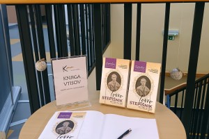 Lovro Stepišnik – mlinar z oprtanim košem knjig