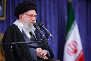 ajaltola ali hamenej.jpg