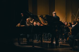 KRITIKA Simfonični orkester Cantabile in Ivan Skrt, dec 2025, foto Saša Mrak.jpg