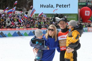 peter prevc druzina planica.jpg