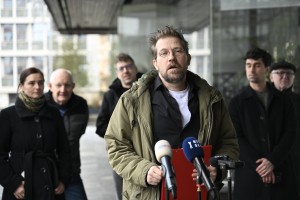 jasa jenull glas ljudstva.jpg