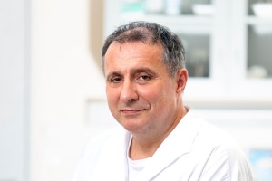 dr-erik-brecelj