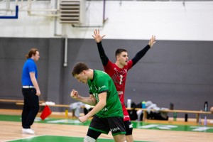 Odbojkarji Krke nadigrali Alpacem za zmago s 3:0