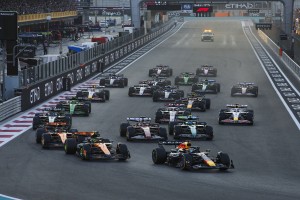 Start lanske dirke formule ena v Abu Dabiju
