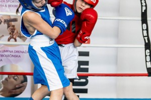 Boksarji po dveh krogih tik pod vrhom lestvice