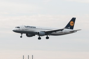 lufthansa letalo.jpg