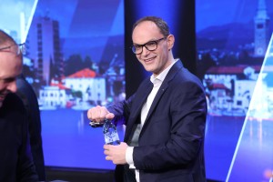 UV2-anze logar-pl3.jpg