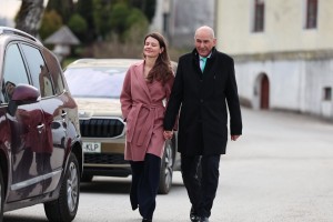 urska bacovnik janez jansa.jpg