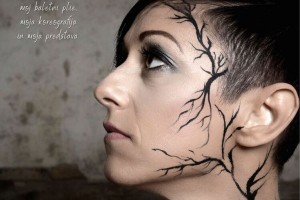 ZAKAJ JAZ - Dobrodelna multimedijska plesno-gledališka predstava