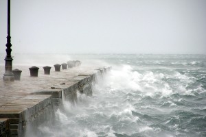 burja veter morje neurje.jpg