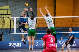 Odbojkarjem Krke zmaga spolzela iz rok v odločilnih trenutkih