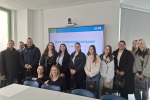 Študenti VSŠ Brežice na študijskem obisku v podjetju HESS