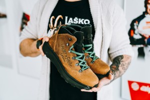 Iz Žirov na vrhove nove sezone: novi Alpinin gojzar Laško Gremo v hribe