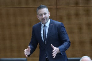 aleksander rebersek.jpg