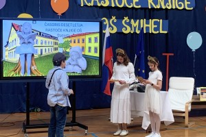 Časoris desetletja Rastoče knjige OŠ Šmihel