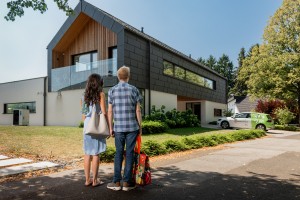 Energija plus: dobavitelj energije z ugodnostmi in zeleno prihodnostjo