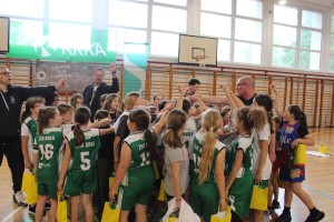 Uspešno izpeljan turnir najmlajših košarkaric U10 ob dnevu zmage!