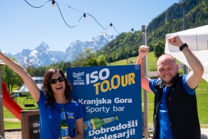 V Kranjski Gori na uvodni zabavi pognali novo kolesarsko zgodbo