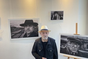 V novomeški knjižnici na ogled razstava Mojstri besede Tomaža Berčiča