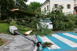 RK Slovenija začenja z zbiranjem pomoči prizadetim po silovitem neurju