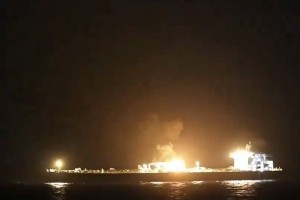 tanker rdece morje.jpg
