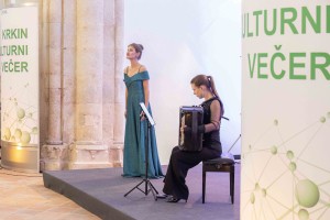 Krkin kulturni večer je združil operno umetnost in virtuoznost na harmoniki