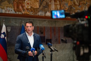UV zoran stevanovic jk.jpg