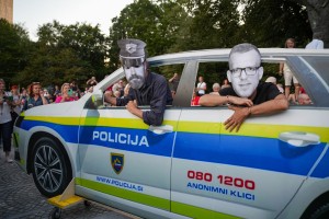 protest dz jansa mijic.jpg