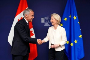 carney von der leyen.jpg