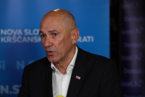 janez-jansa referendum