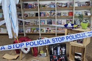 Krimi teden: bralno-kriminalna intervencija v novomeški knjižnici
