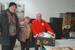 Novomeški Rdeči križ razdelil že skoraj 51.500 paketov donirane hrane