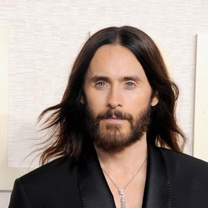 Jared Leto - Neprimernega vedenja in spolnega nadlegovanja ga je obtožilo devet žensk