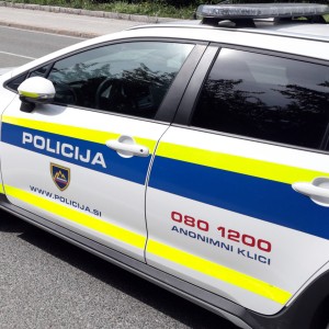 policija avto